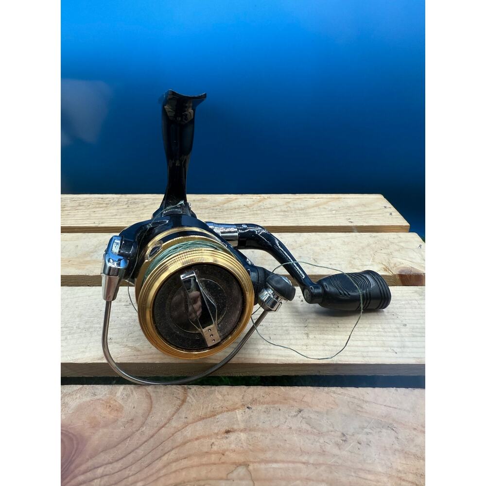 Daiwa Sweepfire 1500-2B Spinning Reel – Used Freshwater Fishing Reel